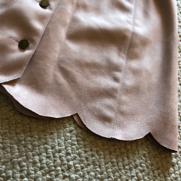 VERSONA BABY PINK SCALLOP SKIRT - Picture 3 of 5